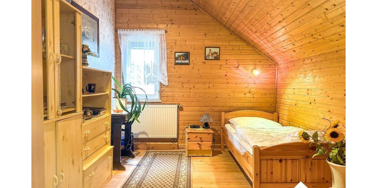 Charmante Doppelhaushälfte in ruhiger Lage mit historischem Charakter und viel Potenzial - Doppelhaushälfte Haldensleben Börde - Haldensleben | Angebot:27007956