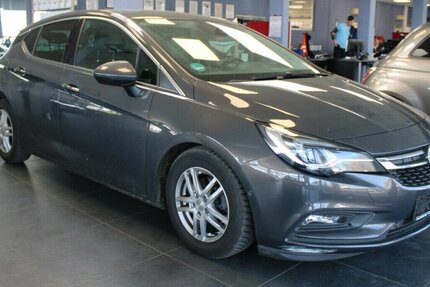 Opel Astra 1.4 - Navi - SHZ - 92.532 km 7.980 &euro; Euskirchen 53881