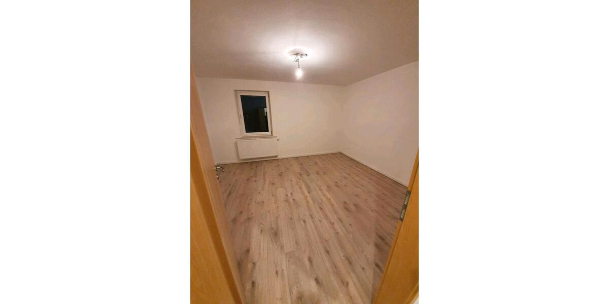 Etagenwohnung Neuötting - 2 Zimmer, 75 m&sup2;, 720&euro; | Angebot:26662935