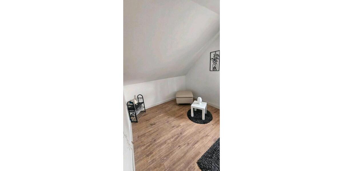 Reihenhaus Osterholz-Scharmbeck Scharmbeck - 6.5 Zimmer, 140 m&sup2;, 380.000&euro; | Angebot:26416056