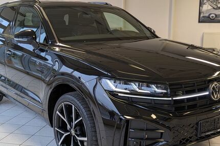 VW Touareg 17.560 km 75.980 &euro; Homberg (Efze) 34576