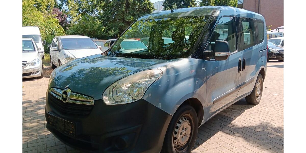 Opel Combo 157.126 km 2.590 &euro; Osnabrück 49090