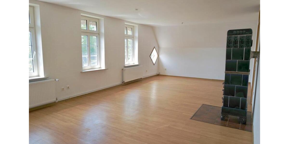 Dachgeschoßwohnung Himmelpforten - 3 Zimmer, 104 m&sup2;, 680&euro; | Angebot:25415007