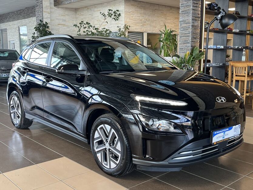Hyundai KONA 12.150 km 16.440 € Eitorf 53783