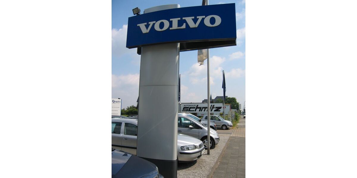 Volvo V60 26.926 km 33.900 &euro; Düren 52351