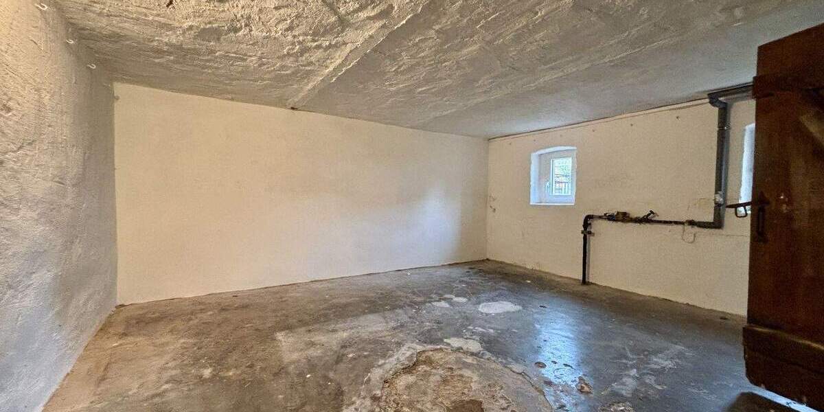 Doppelhaushälfte Bützow - 6 Zimmer, 150 m&sup2;, 260.000&euro; | Angebot:25198183
