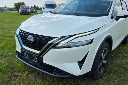 Nissan Qashqai 25.720 km 22.880 € Leipzig 04318