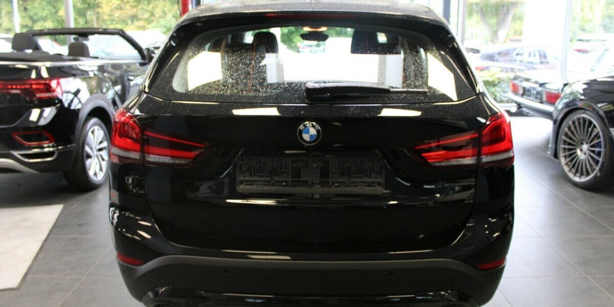 BMW X1 sDrive20i Aut. Advantage 17.320 km 29.980 € Euskirchen 53881