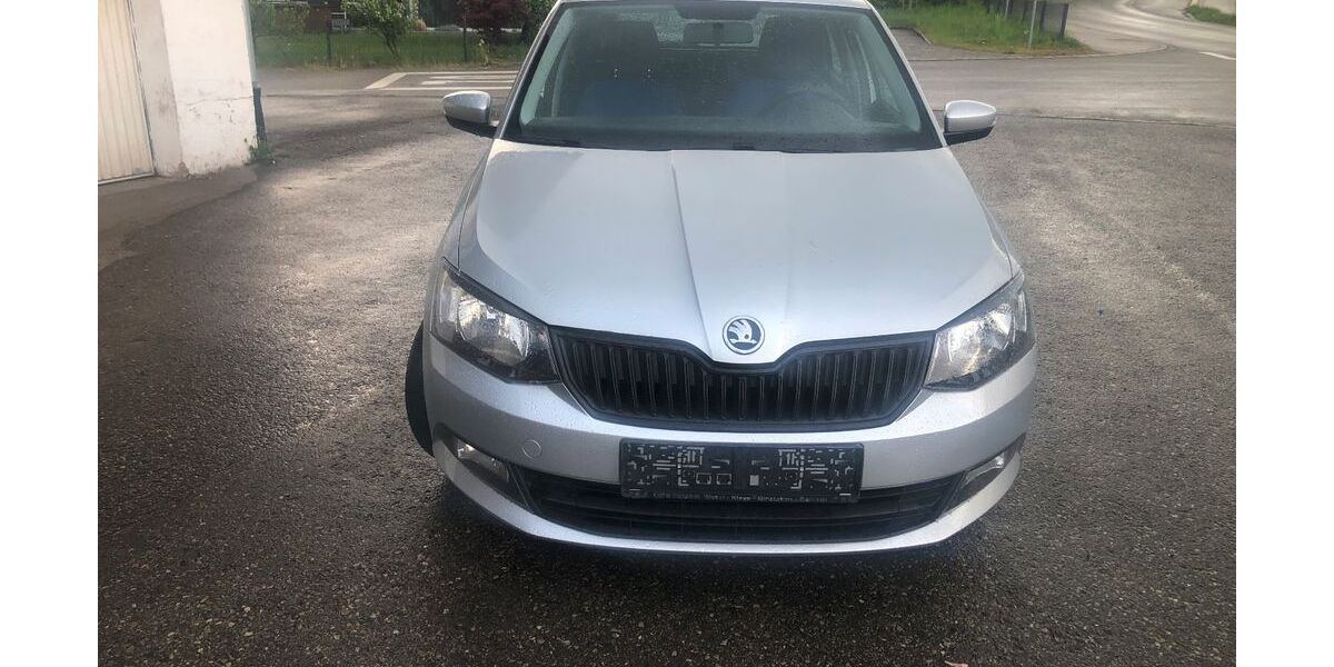 Skoda Fabia 83.772 km 7.900 &euro; Traunstein 83278