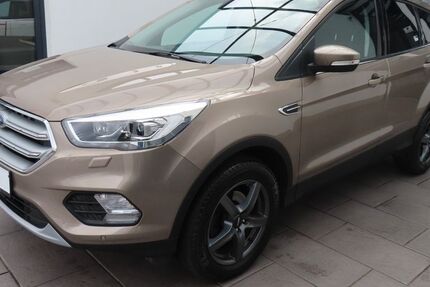 Ford Kuga 34.000 km 17.999 &euro; Kassel 34123