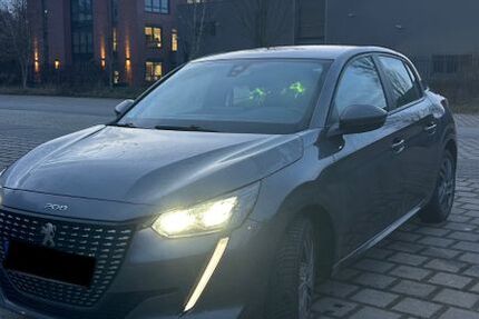 Peugeot 208 50.000 km 16.000 &euro; Hattingen 45527