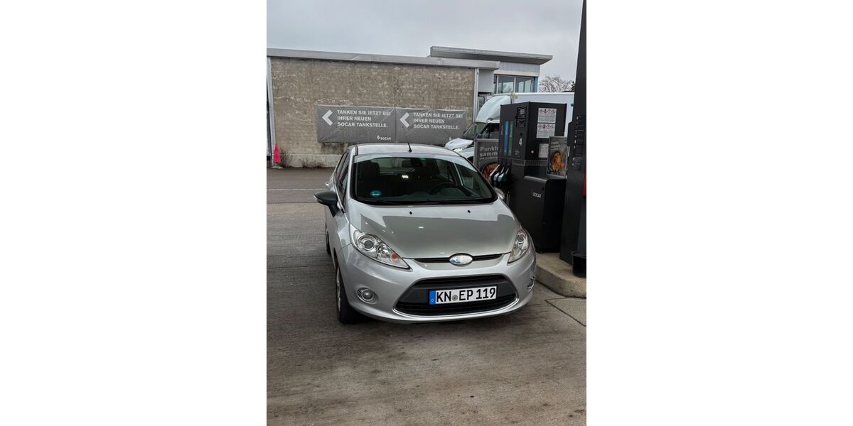 Ford Fiesta 249.000 km 2.900 &euro; Singen 78224