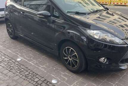 Ford Fiesta 239.000 km 2.200 &euro; leipzig 04207