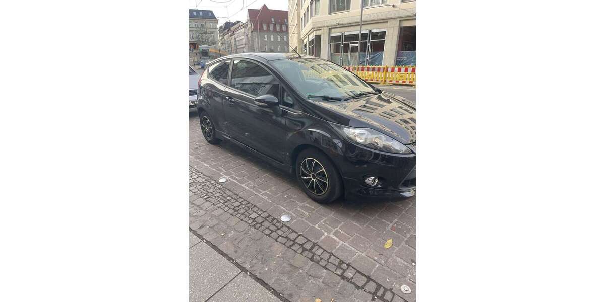 Ford Fiesta 239.000 km 2.200 &euro; leipzig 04207