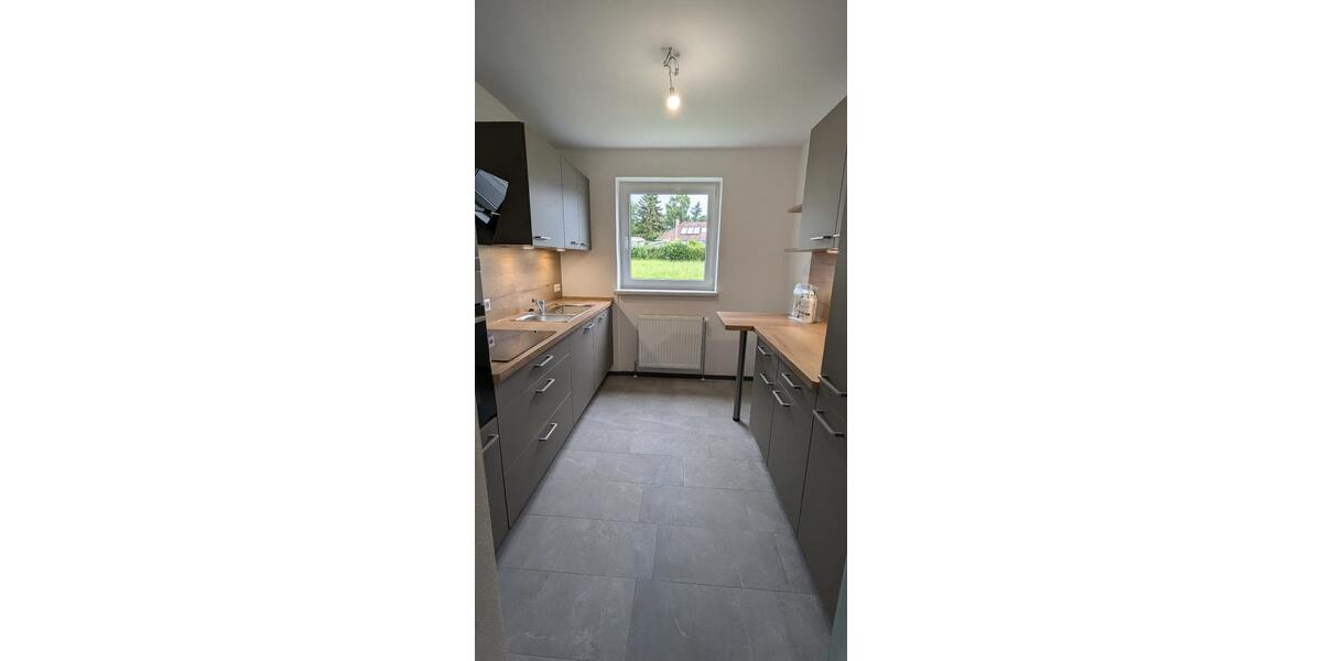 Etagenwohnung Thiersheim - 4 Zimmer, 84 m&sup2;, 675&euro; | Angebot:25266947