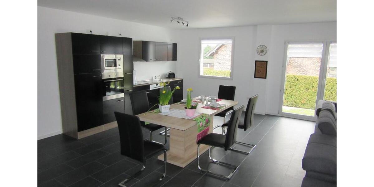 Doppelhaushälfte Ulmen - 2 Zimmer, 200 m&sup2;, 438.000&euro; | Angebot:26221661