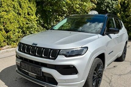 Jeep Compass 60.057 km 23.900 &euro; Miesbach 83714