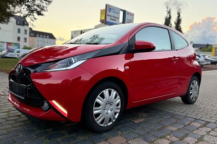 Toyota Aygo (X) 62.174 km 5.999 € Chemnitz 09130