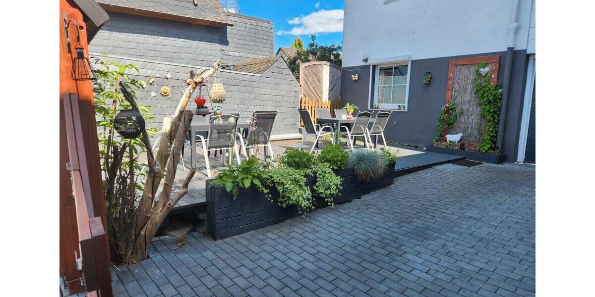 Mehrfamilienhaus, Wohnhaus Kastellaun - 11 Zimmer, 250 m&sup2;, 379.000&euro; | Angebot:27104311