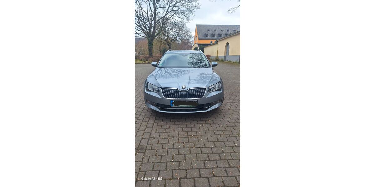 Skoda Superb 96.000 km 20.000 &euro; Nievern 56132