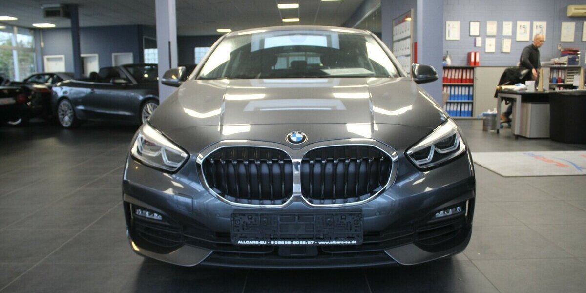BMW 120 120i Aut. Advantage 16.563 km 24.980 &euro; Euskirchen 53881