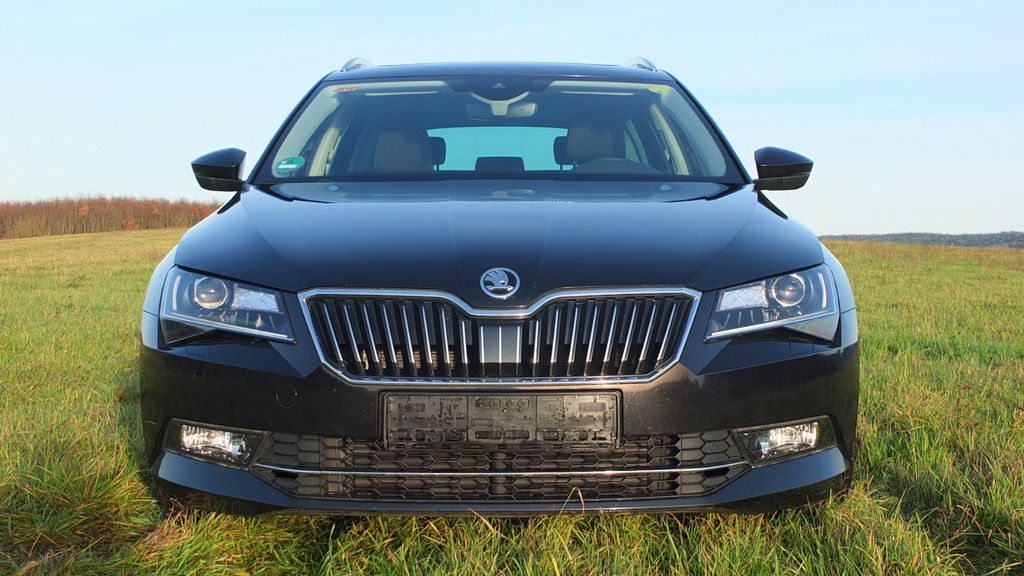 Skoda Superb 158.000 km 14.990 &euro; Katzweiler 67734
