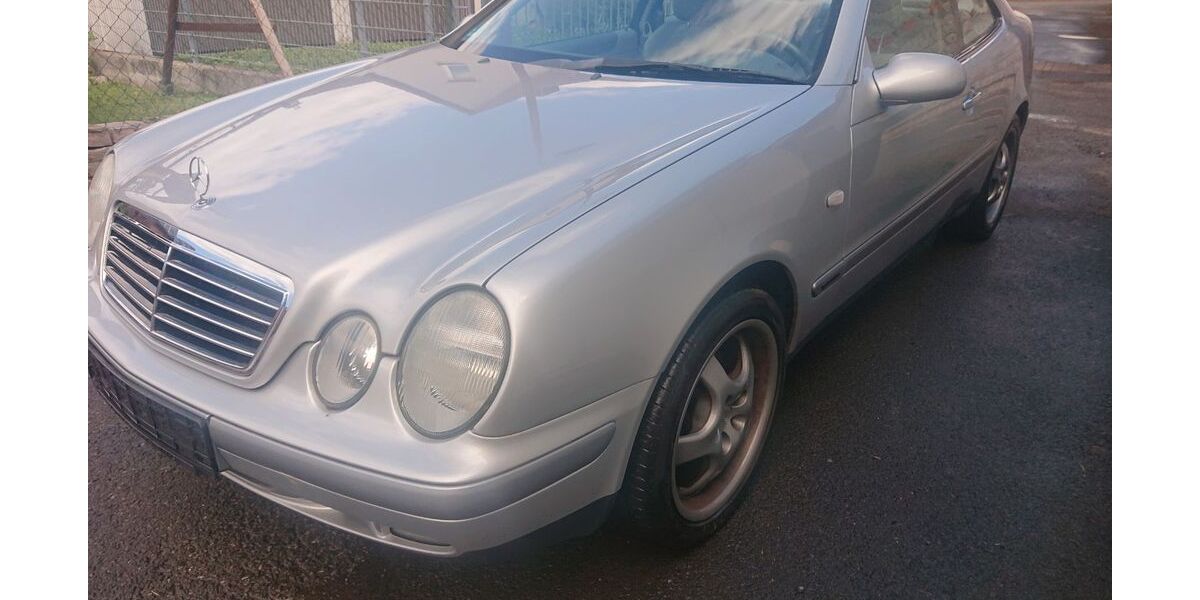 Mercedes-Benz CLK 320 126.800 km 4.350 &euro; Wiesenthal 36466