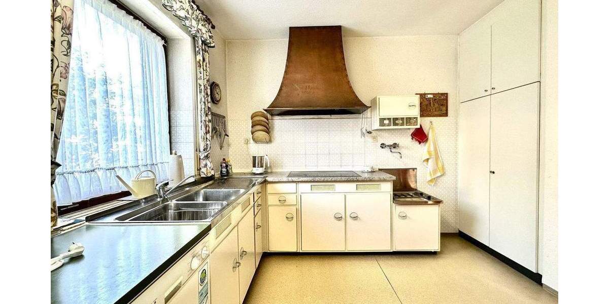 Mehrfamilienhaus, Wohnhaus Eichstätt Landershofen - 9 Zimmer, 232 m&sup2;, 610.000&euro; | Angebot:25934075