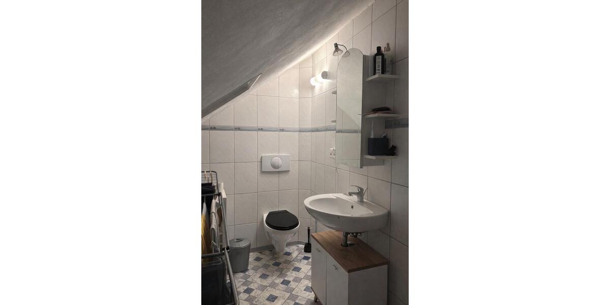 Dachgeschoßwohnung Ottweiler - 3 Zimmer, 75 m&sup2;, 900&euro; | Angebot:26236823