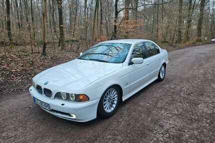 BMW 525