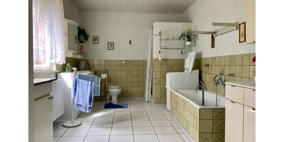 Einfamilienhaus Schönhausen (Elbe) - 5 Zimmer, 186 m&sup2;, 120.000&euro; | Angebot:25308935