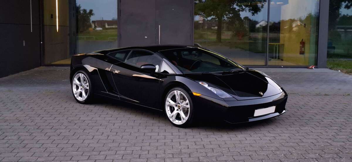 Lamborghini Gallardo 17.500 km 174.500 € Braunschweig 38102