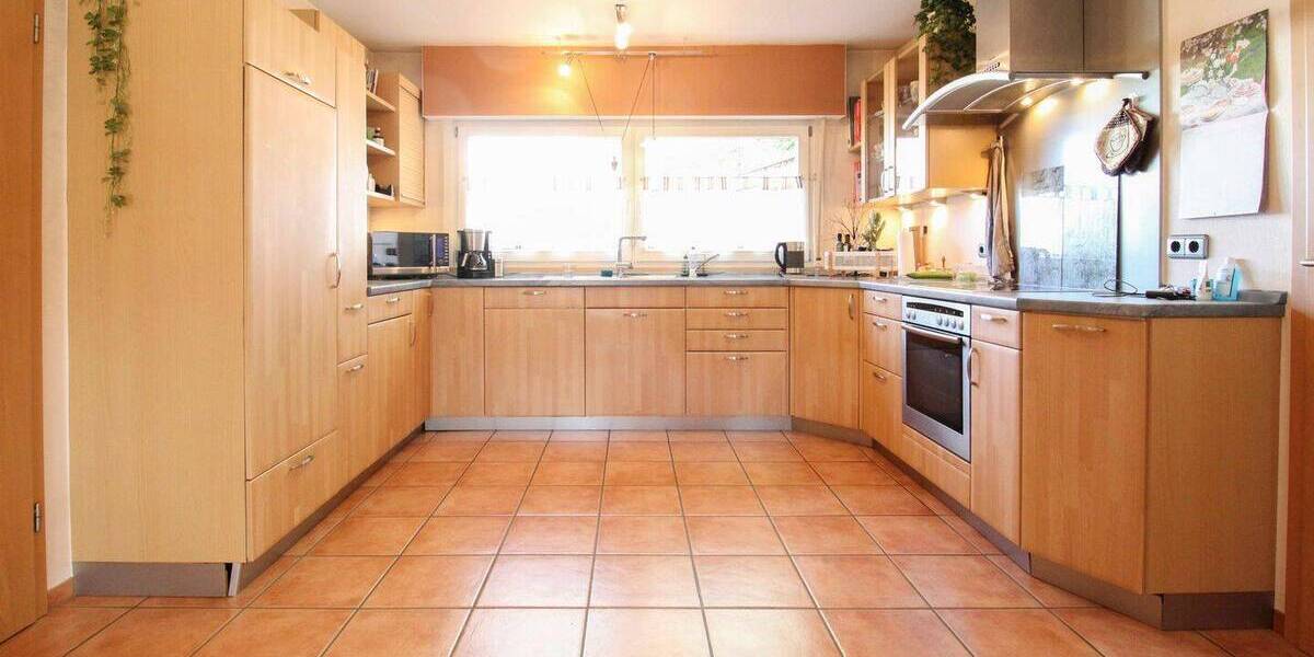 Einfamilienhaus Paderborn Sennelager - 8 Zimmer, 243 m&sup2;, 595.000&euro; | Angebot:26826411