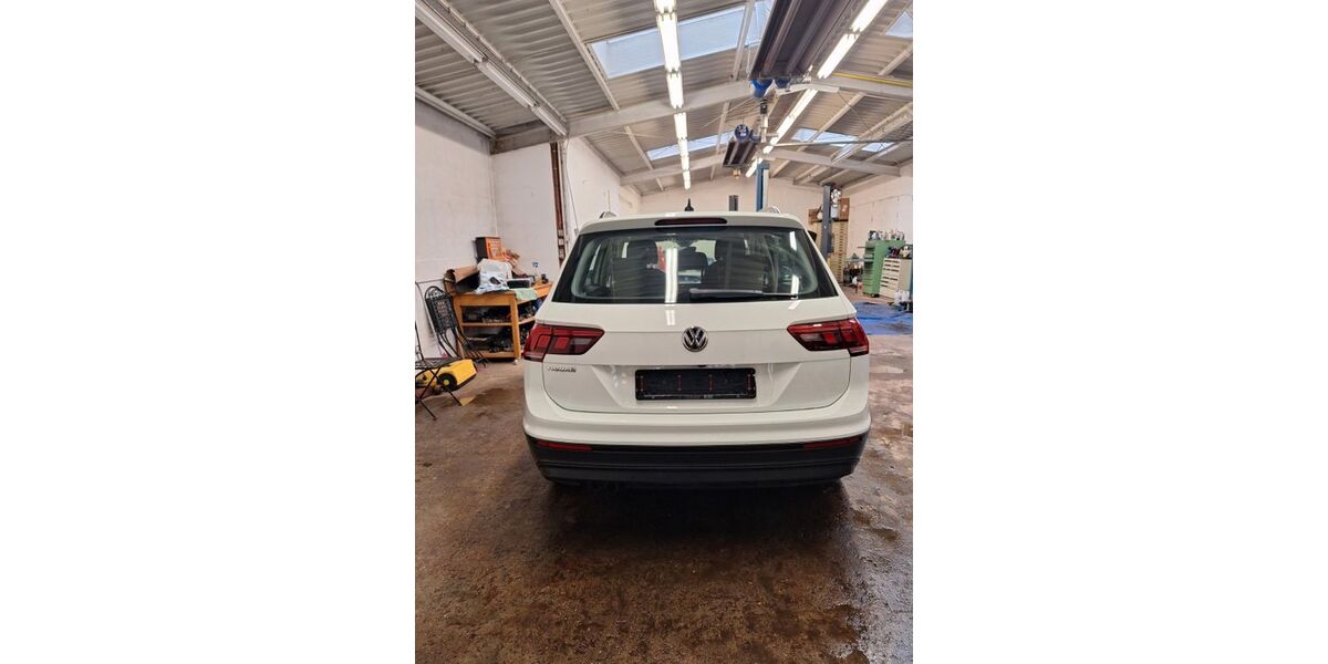 VW Tiguan 254.000 km 14.399 &euro; Tübingen 72072