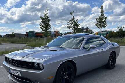 Dodge Challenger 28.000 km 29.999 &euro; Augsburg 86161
