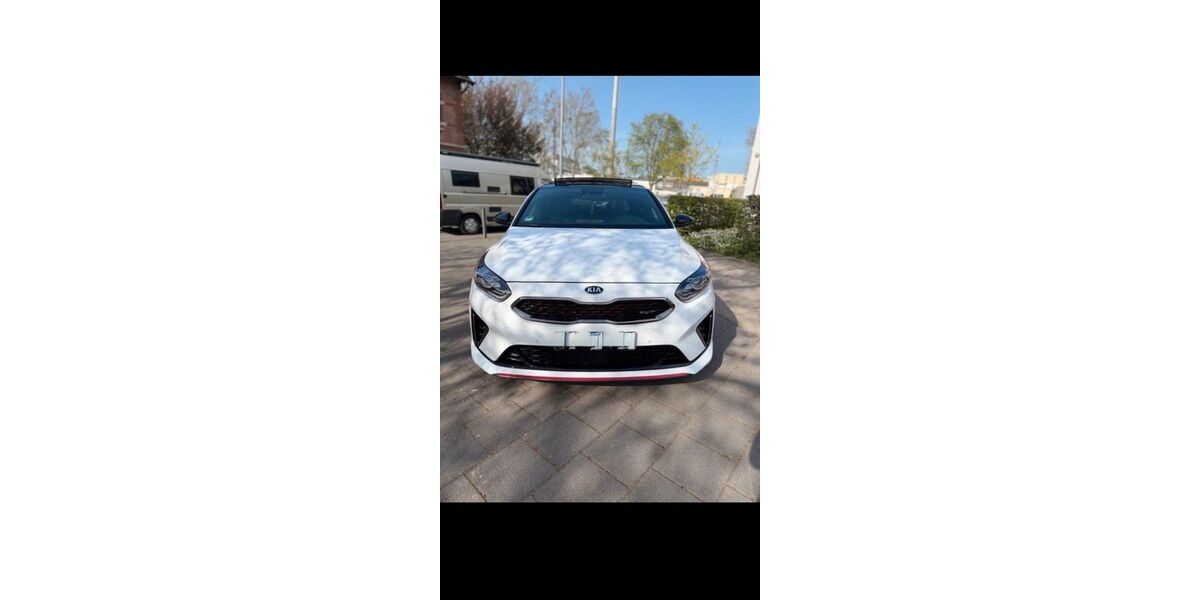 Kia pro ceed / ProCeed 47.400 km 22.100 &euro; Backnang 71522