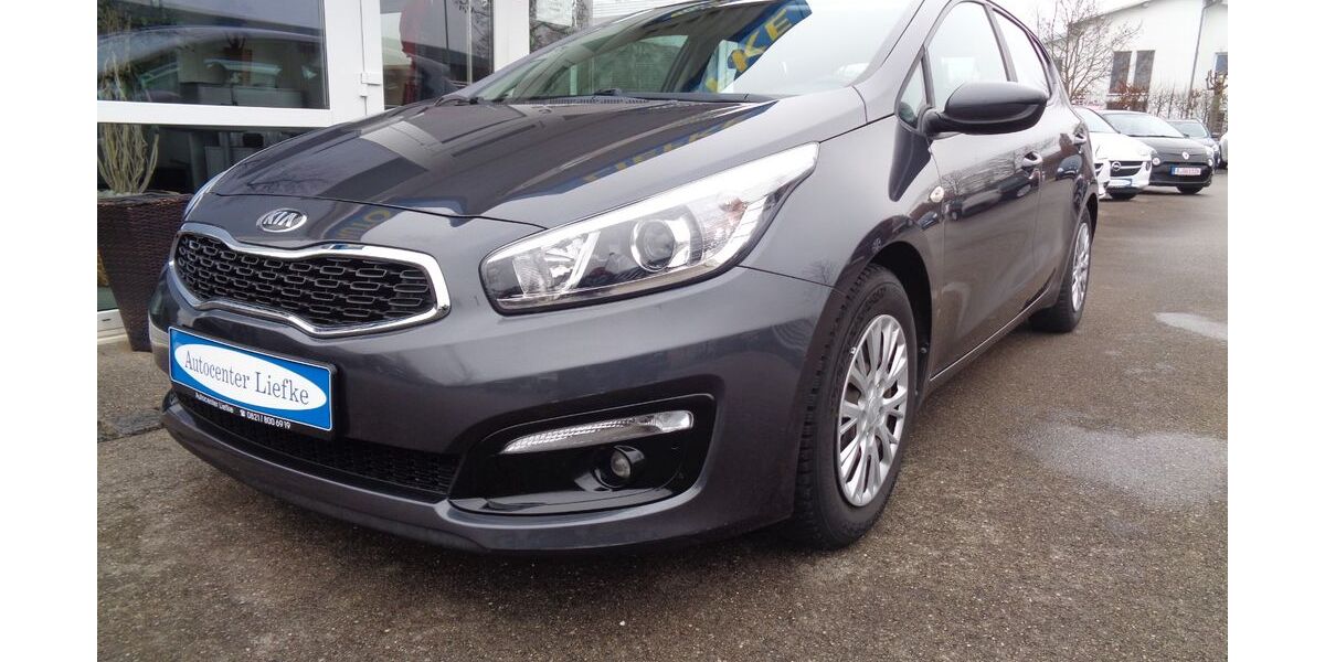 Kia ceed / Ceed 49.500 km 12.700 &euro; Augsburg 86179