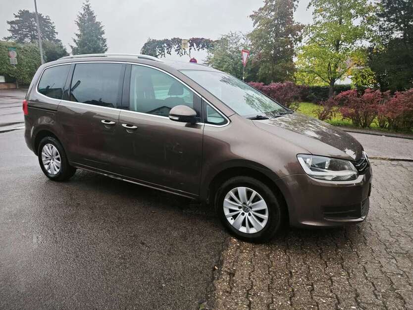 VW Sharan 167.345 km 8.995 € Siebeldingen 76833