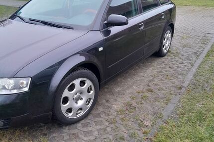 Audi A4 220.000 km 2.800 &euro; Grünow OT Drense 17291