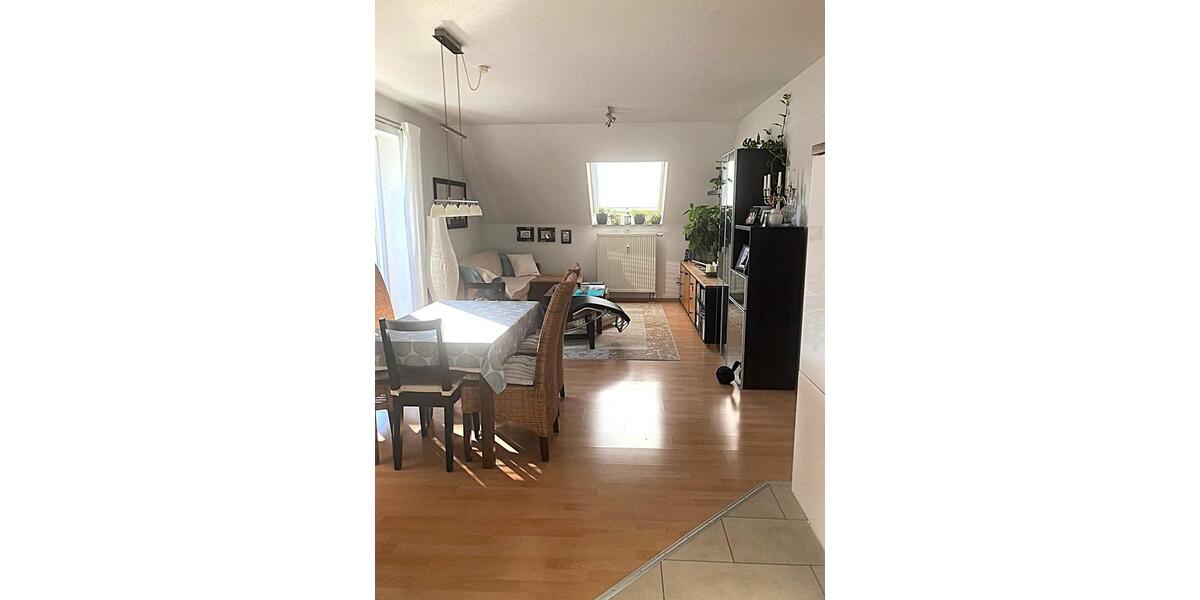 Dachgeschoßwohnung Neu-Ulm Burlafingen - 2 Zimmer, 55 m&sup2;, 715&euro; | Angebot:26348755
