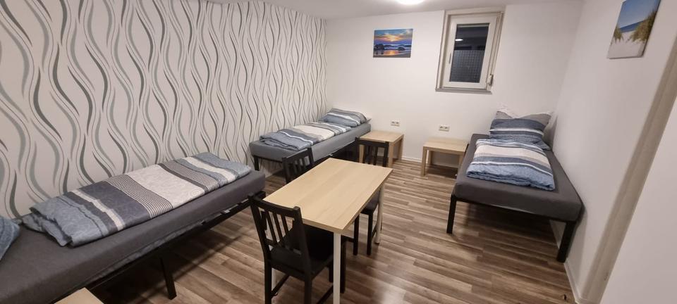 Einfamilienhaus Willingshausen - 3 Zimmer, 100 m&sup2;, 47.500&euro; | Angebot:25044923