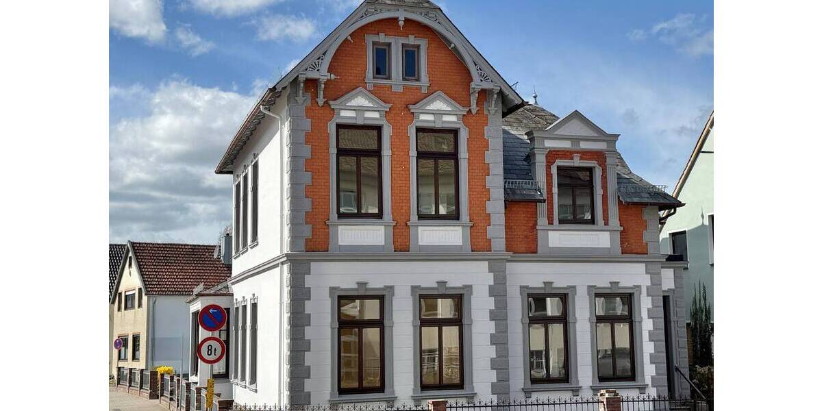 Mehrfamilienhaus, Wohnhaus Brake - 9 Zimmer, 275 m&sup2;, 298.000&euro; | Angebot:26798701