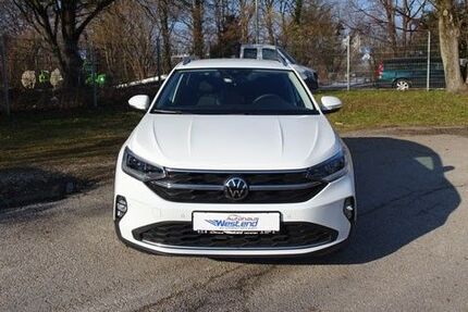 VW Taigo 29.000 km 24.400 &euro; München 80686