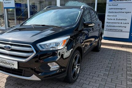 Ford Kuga 133.100 km 13.990 € Hornbach 66500