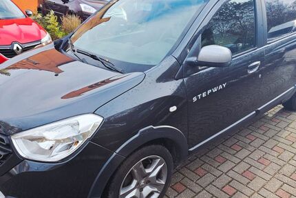 Dacia Lodgy 79.091 km 8.490 &euro; Chemnitz 09114