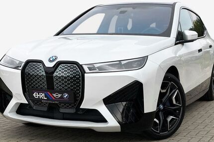 BMW iX 67.128 km 59.900 € Halle/ Zscherben 06179