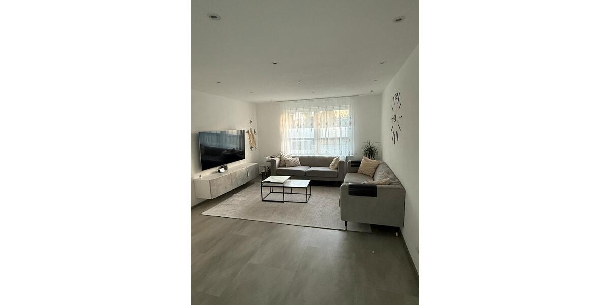 Elegantes Reihenmittelhaus mit 5 Zimmern in Esslingen am Neckar 5 zimmer