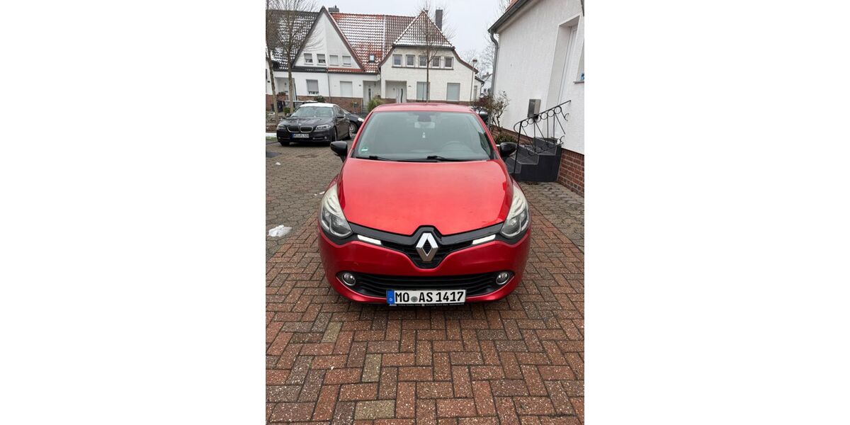 Renault Clio 76.200 km 7.700 &euro; Kamp-Lintfort 47475