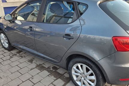 Seat Ibiza 143.000 km 3.049 &euro; Reisbach 94419