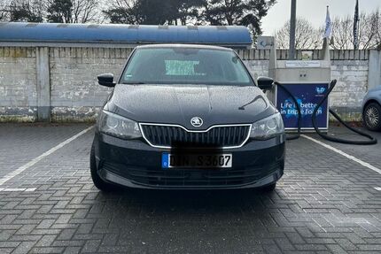 Skoda Fabia 145.500 km 6.850 &euro; voerde 46562